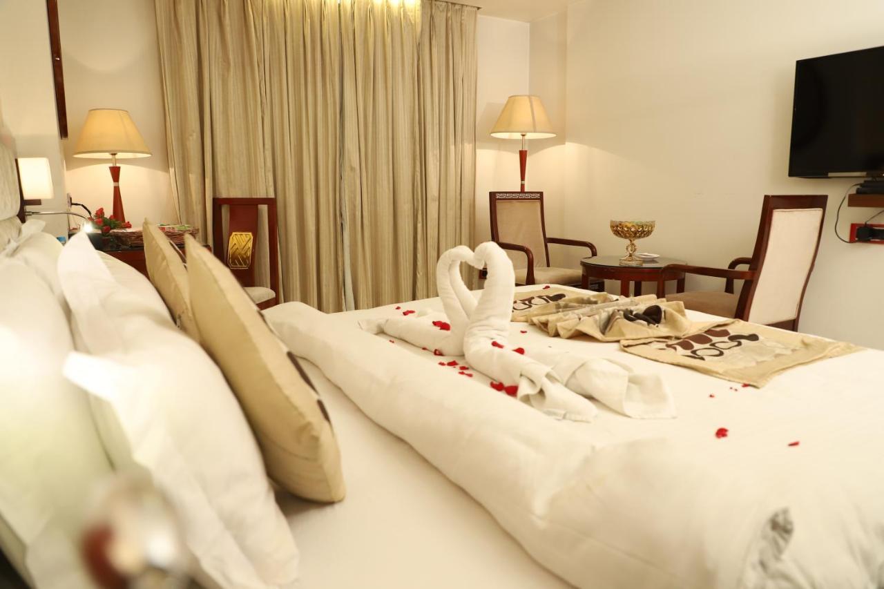 Republic Hotel ปัฏนา ภายนอก รูปภาพ