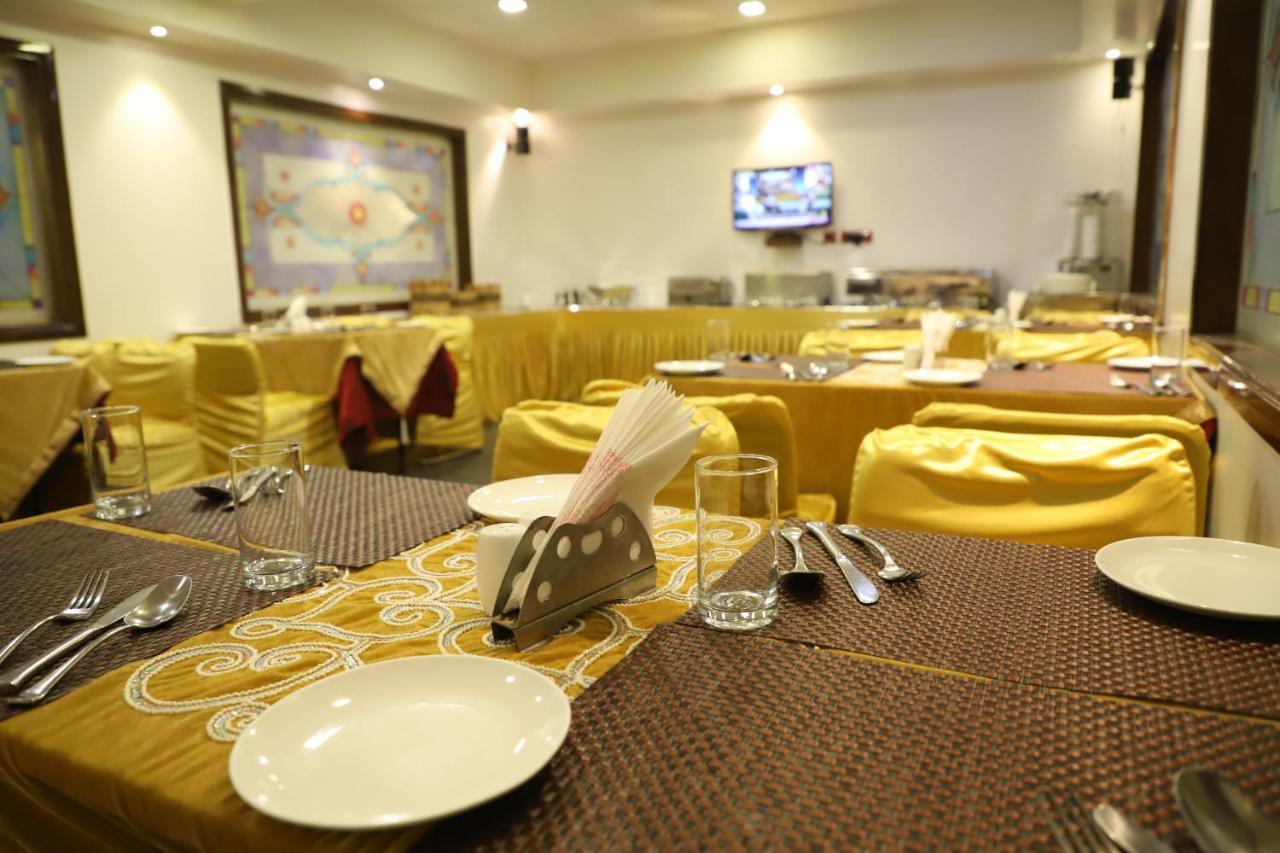 Republic Hotel ปัฏนา ภายนอก รูปภาพ