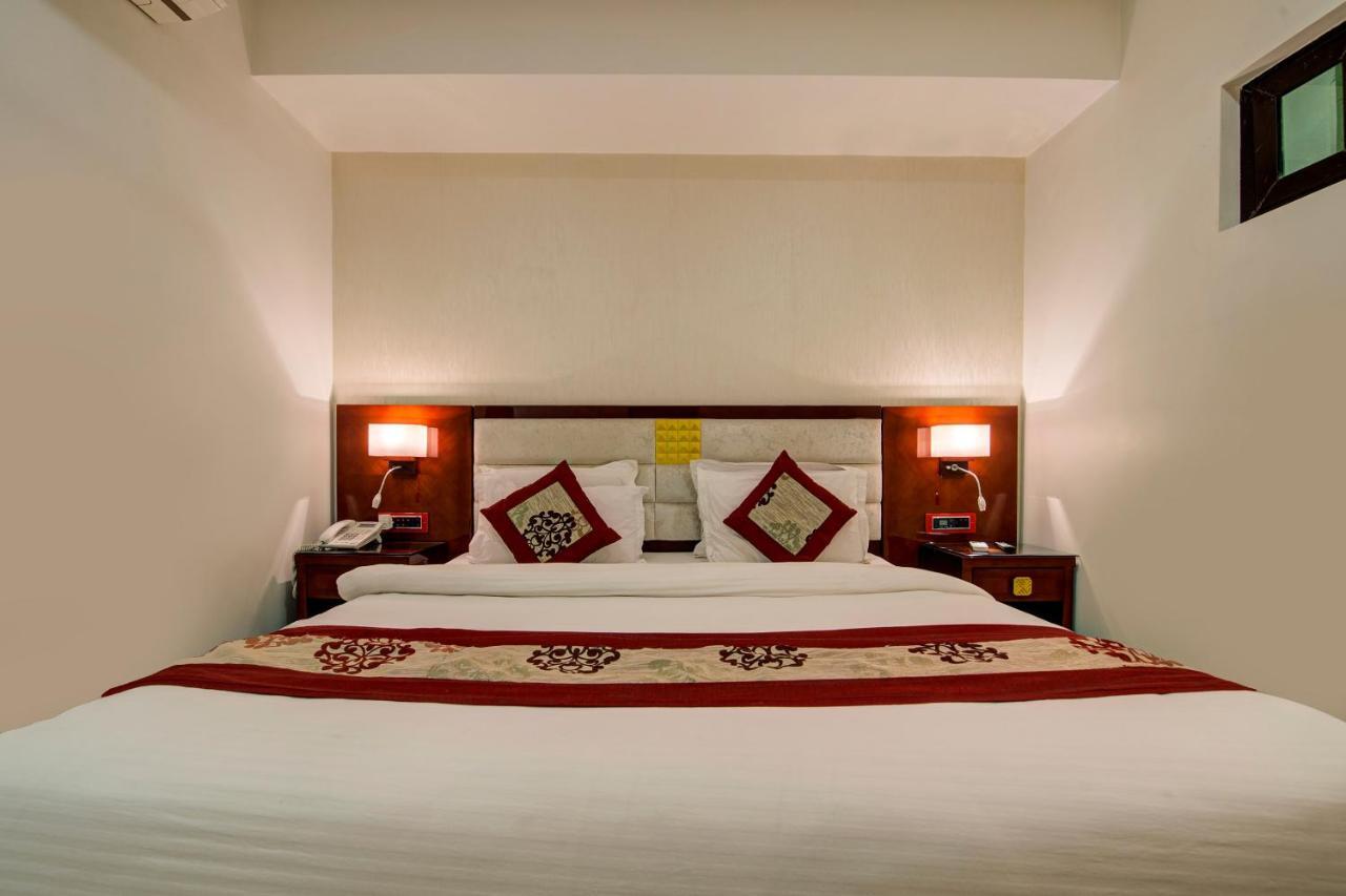 Republic Hotel ปัฏนา ภายนอก รูปภาพ